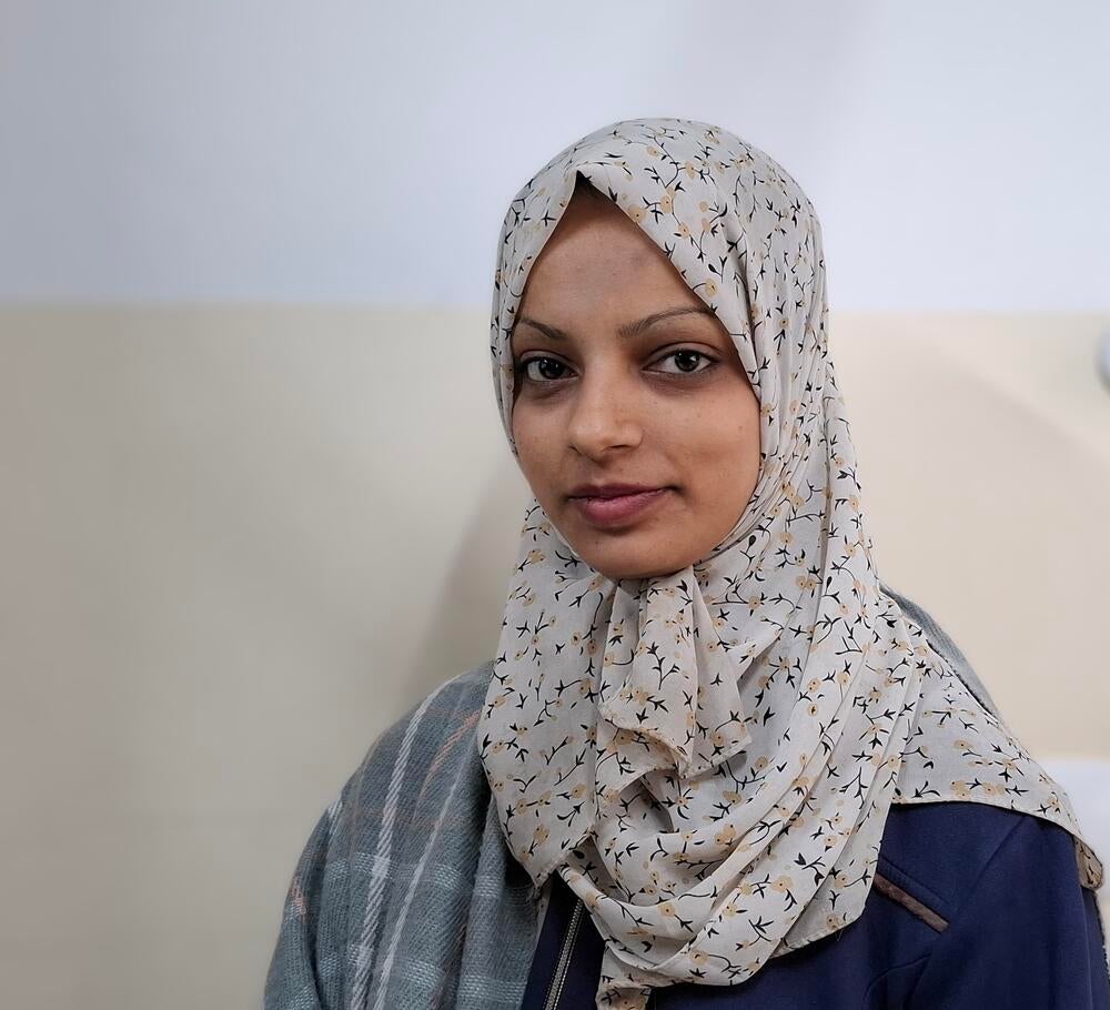 Hadeel Abed, 23, sought a check-up at the UNFPA-supported Al Awda Hospital in Nuseirat, in central Gaza. © UNFPA/Yasmeen Sous